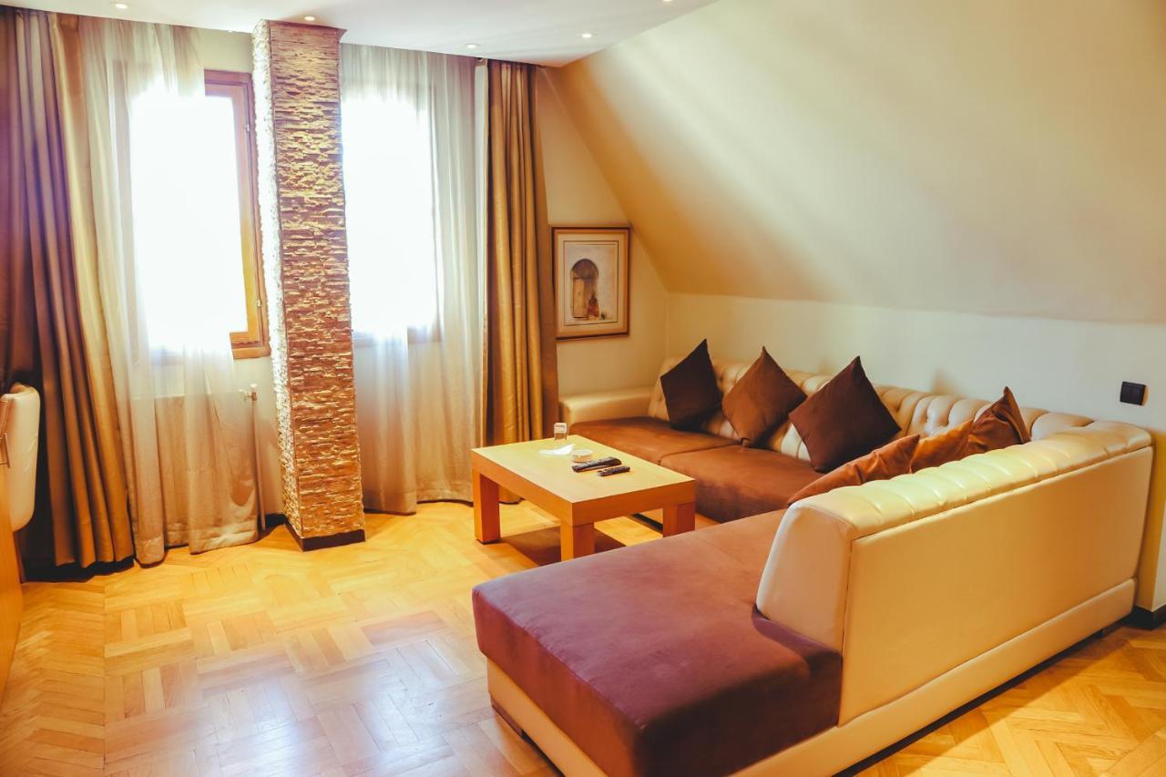 Hotel Perce Neige Ifrane  Extérieur photo